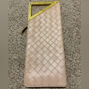 Bottega Veneta Intrecciato The Rim Clutch Bag RARE Pink Woven Gold Tone Triangle